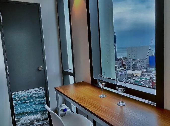 Haeundae Family Arbol Sunny#ocean View Апарт-отель 3*